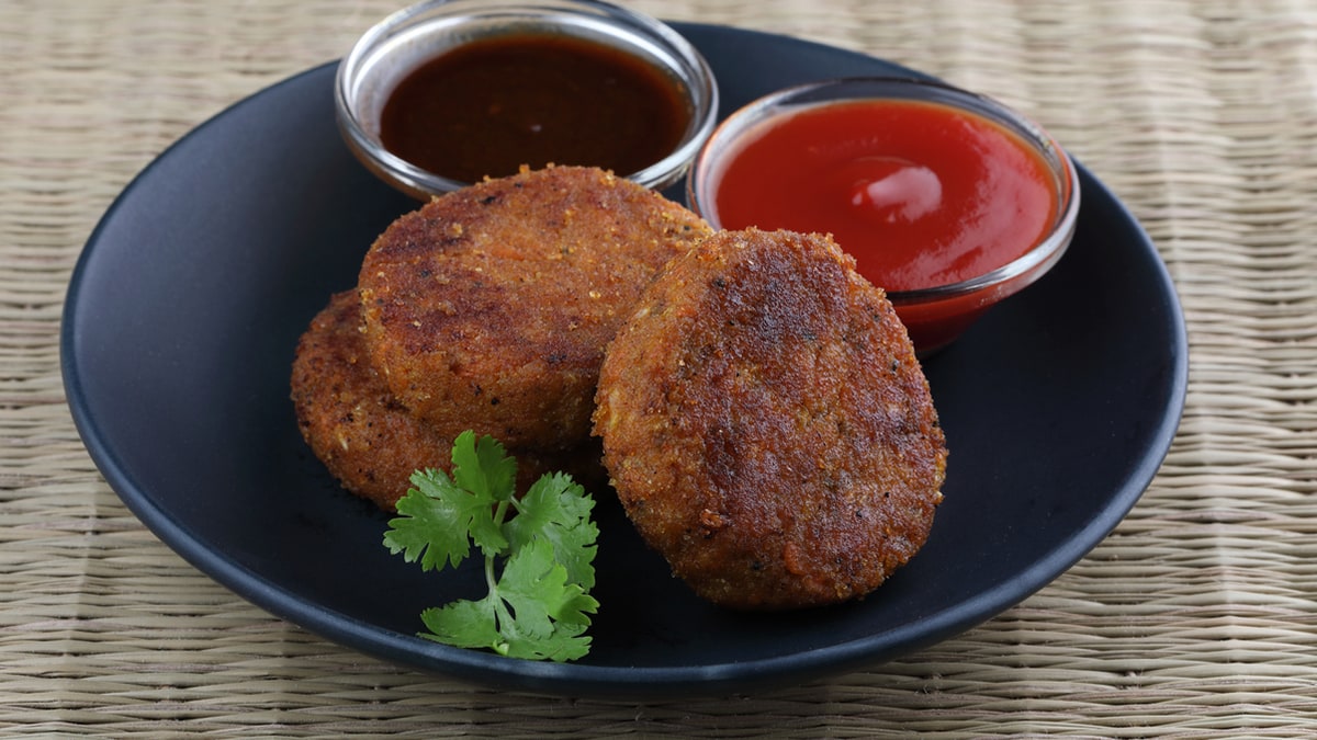01lr8deo veg Tikki Lovers, Try Peanut Tikki Recipe That'll Have You Hooked From The First Crunch!