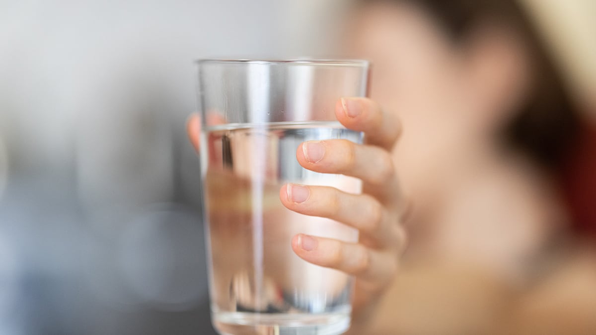 1f4af4r8 drinking What Are The Risks And Benefits Of Drinking Cold Water?