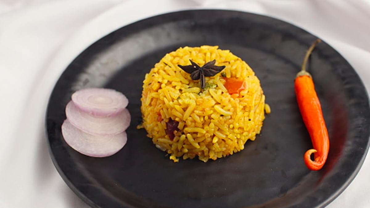 Quick and Healthy South Indian-Style Pulao: Perfect for Weight Loss Meals