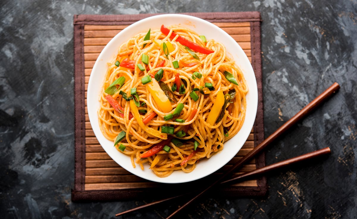 Your Weekend Craves Egg Chicken Noodles And We've Got The Recipe!