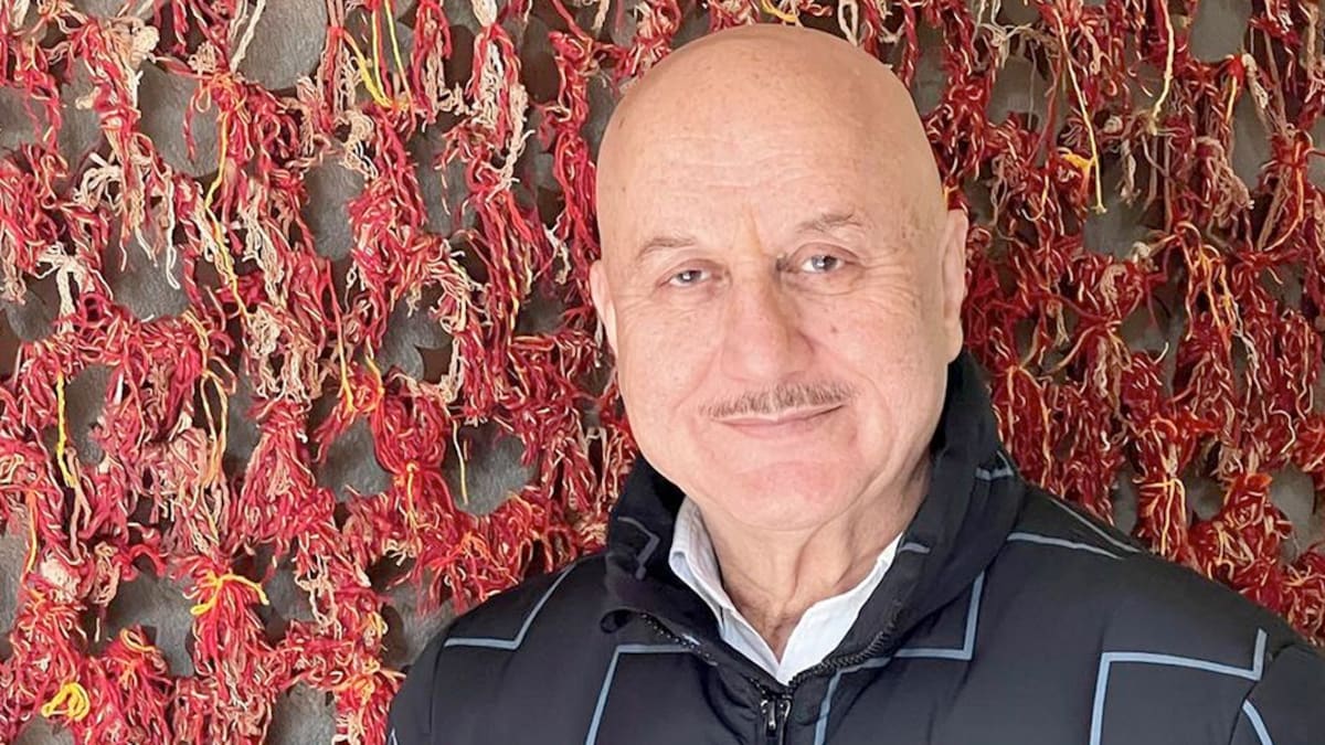 irlik3v anupam "Is Your Mouth Watering?"- Anupam Kher's Chocolatey Indulgences Have Made Us Hungry