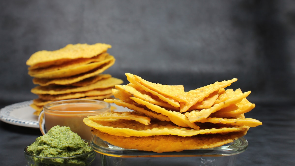 Not Just Pakoras, Make These 5 Yummy And Easy Snacks Using Besan