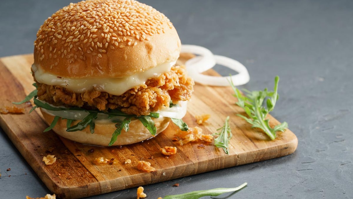 Love Chicken Burgers? Order On The NDTV Big Bonus App And Win Exciting Rewards