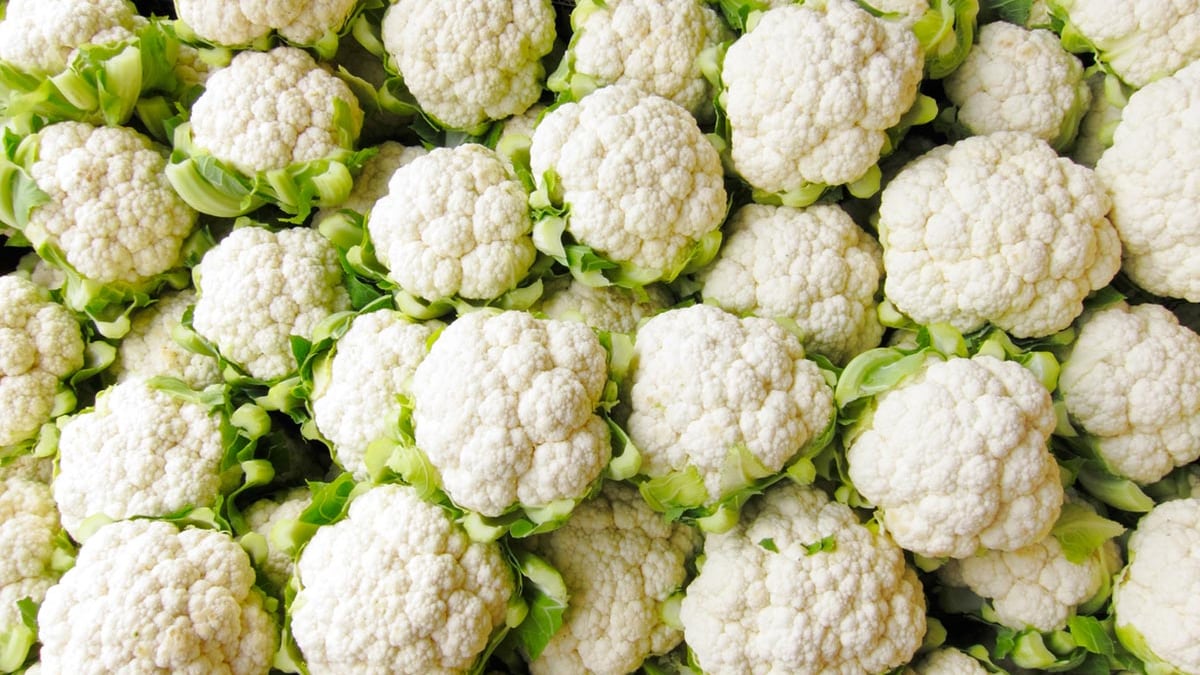 3 Fuss-Free Methods To Slice Cauliflower Like A Pro For All Kinds Of Recipes